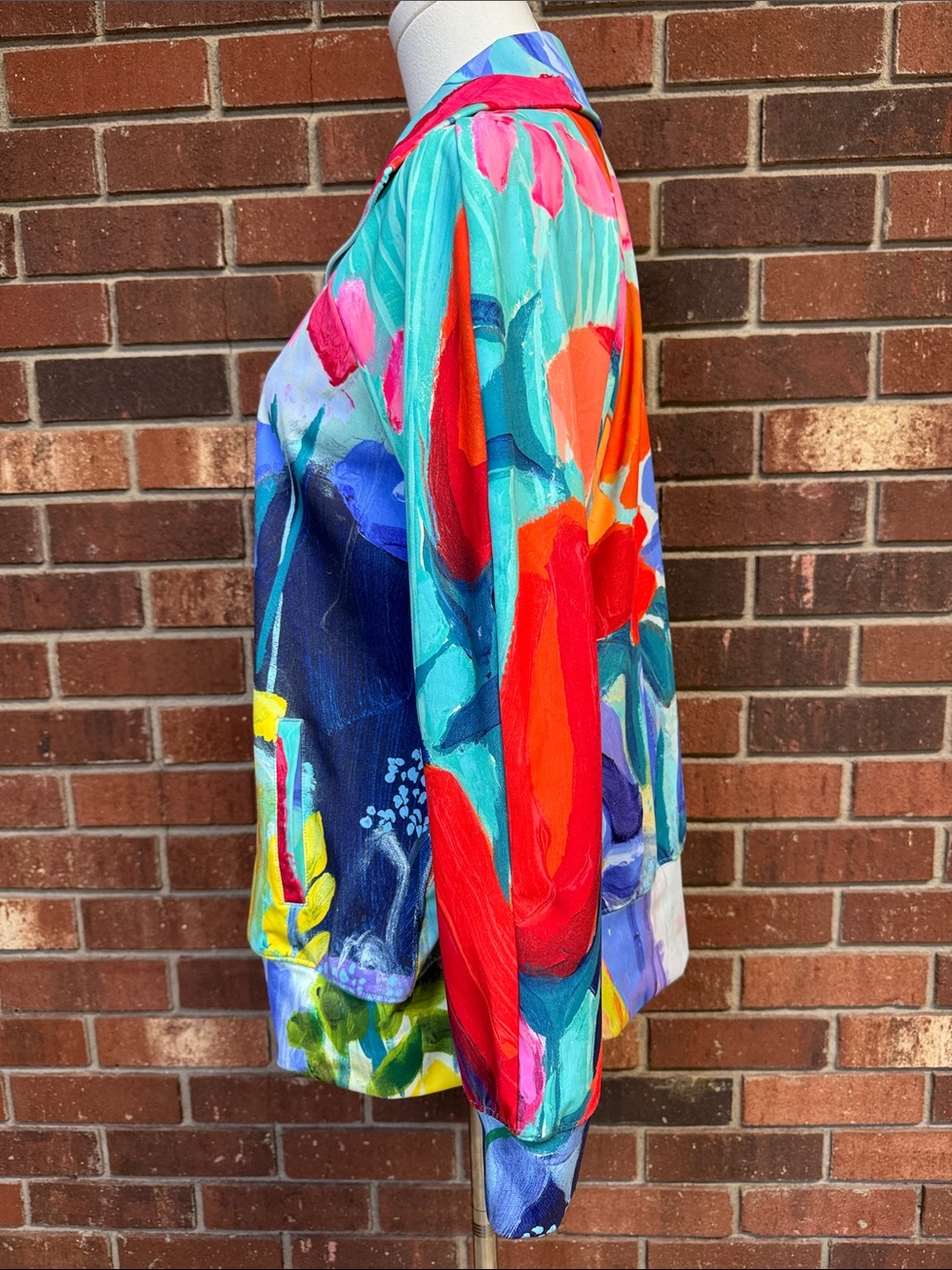 Claire Desjardins Vibrant Floral Print Zip-Up Jacket Size Medium - Picture 5 of 13